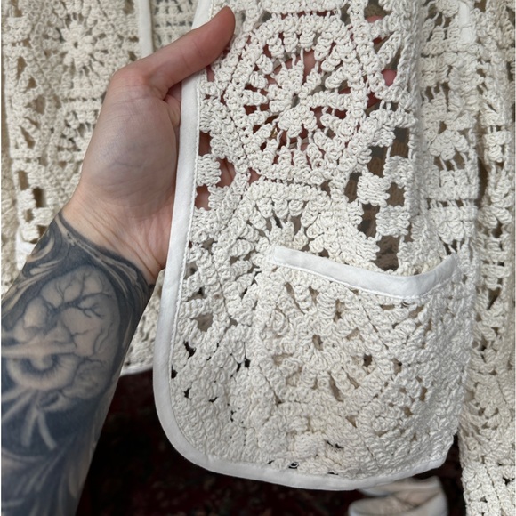 Treasure and bond crochet cardigan - Picture 3 of 4